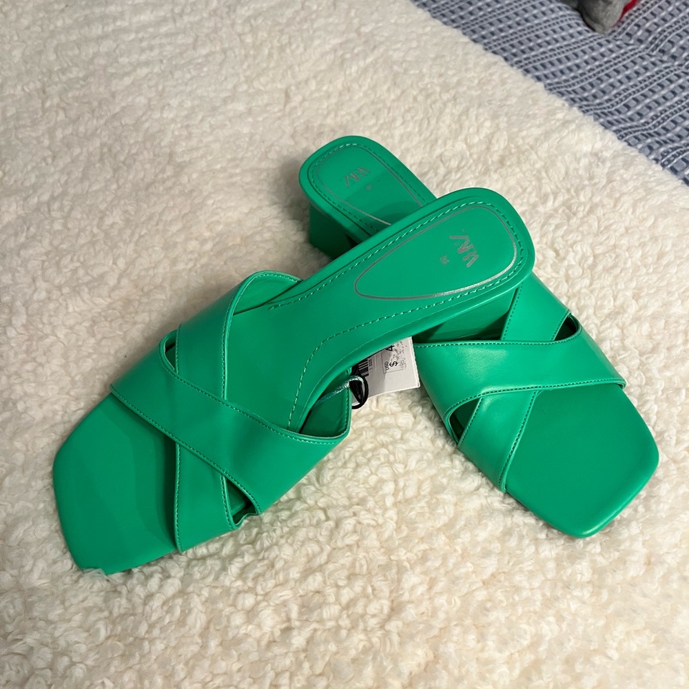 Zara Vibrant Green Women's Sandals
